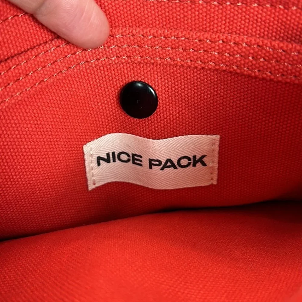 N.I.C.E. Pack red duck canvas crossbody